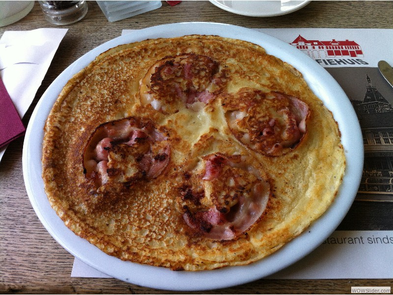 02-Breakfast-Pancake&Bacon