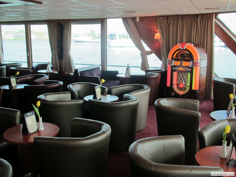 09-RN-Lounge