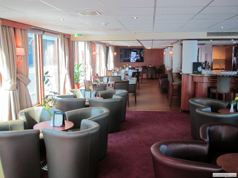 10-RN-Lounge