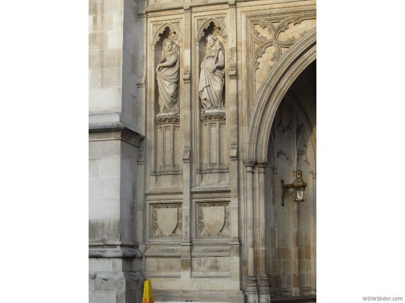 17-WestminsterAbbey-Statuary