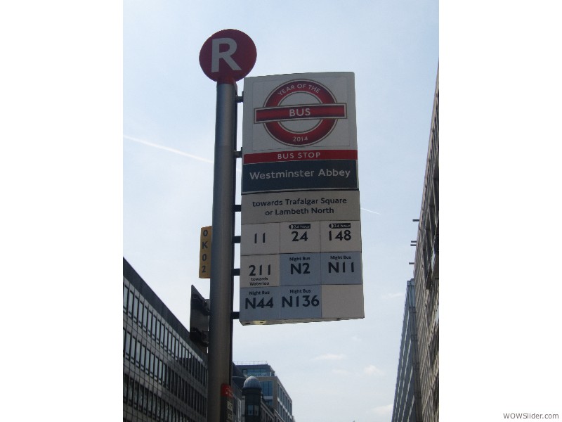 32-BusStop