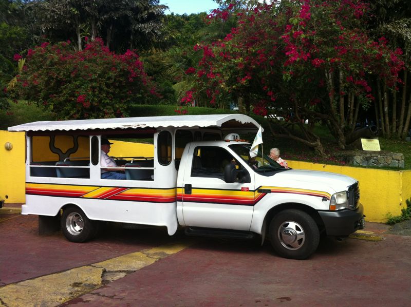 23-GomezTaxi