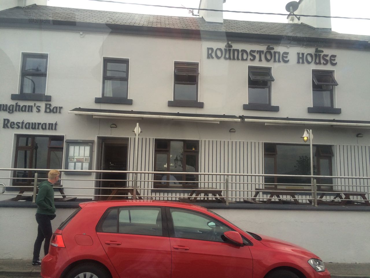 06-RoundstoneHouse