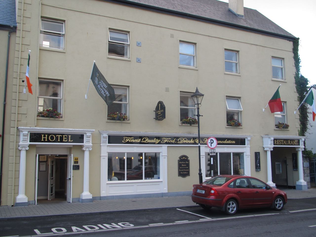 15-ClewBayHotel