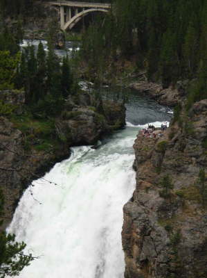 20070707-YellowstoneWY-UpperFalls3-closeup