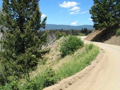 20070709-YellowstoneWY33-BlacktailPlateauRoad