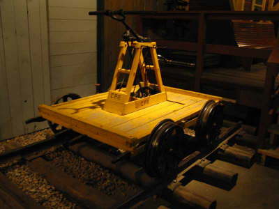 20070717-34-SaskatoonSK-WDM-CPR-Handcar