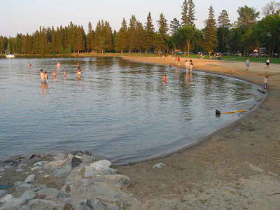 20070725-RMNP-06-Beach-at-Wasagaming