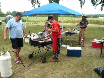 20070804-18-WheelerWI-CooksGettingStarted