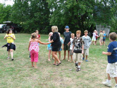 20070804-45-WheelerWI-KidsDoingGames