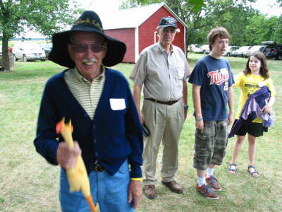 20070804-48-WheelerWI-HillmanWithTheRubberChicken