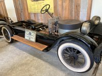 995AFAC3-F8F3-42E3-A8DF-CB39398B018F 1 105 c  Stanley Steamer chassis